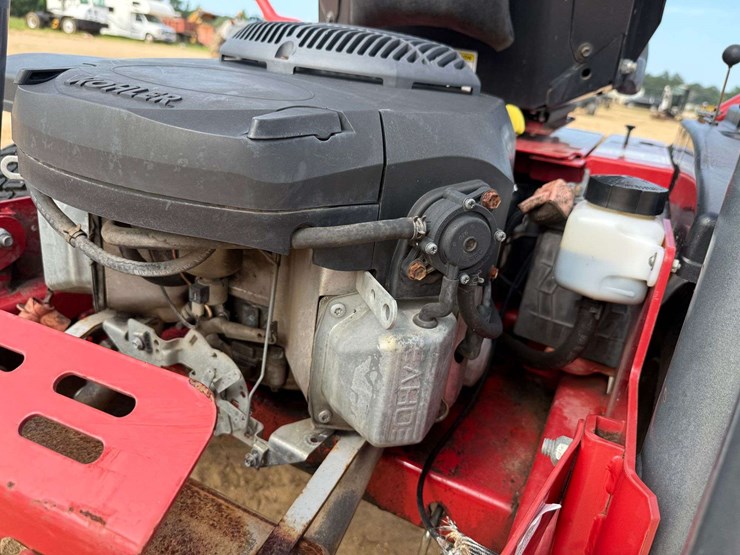 2019-bushog-zt-zero-turn-lawn-mower-image-10