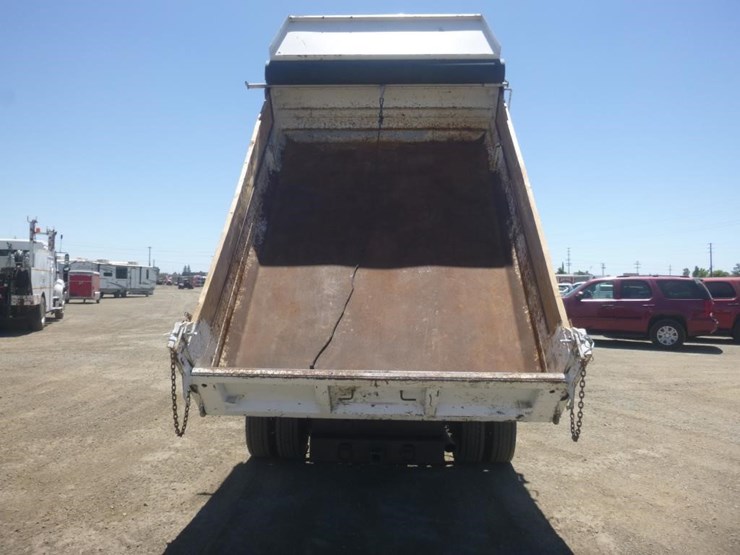 2011-ford-f550-image-8