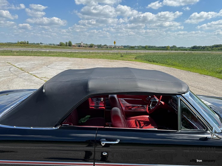 run-#95.1---1963-ford-falcon-futura-convertible-image-13
