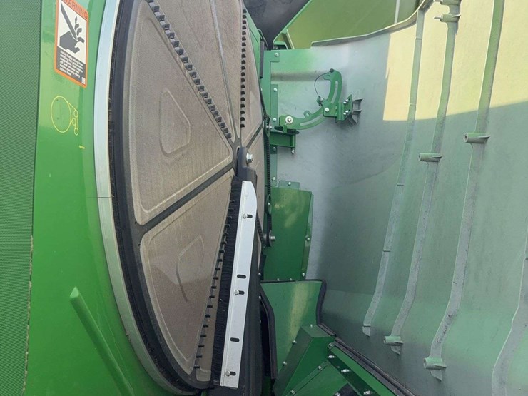 2023-john-deere-s780-image-51