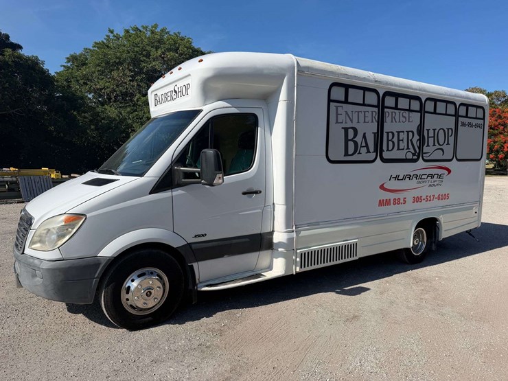 2010-freightliner-sprinter-3500-image-1
