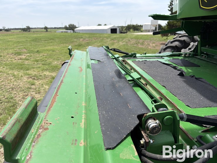 2011-john-deere-9670-sts-image-15