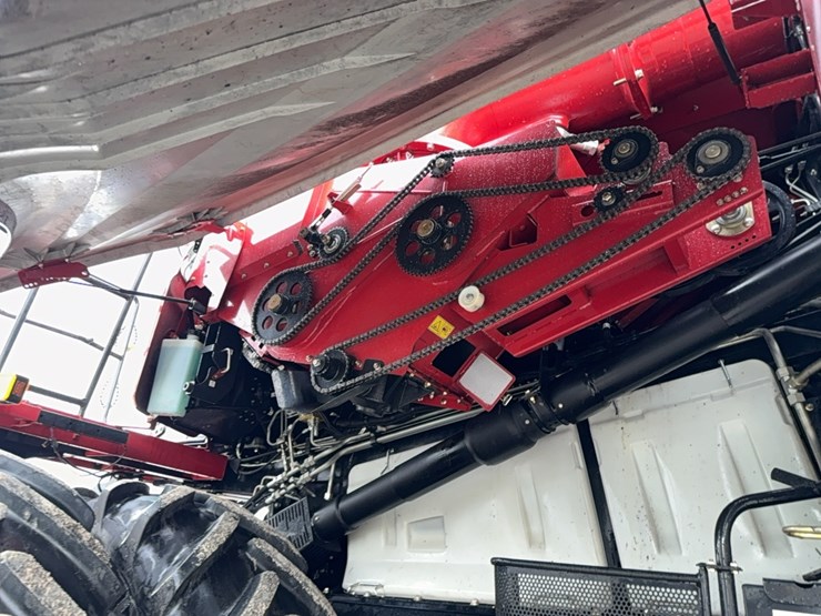 2022-case-ih-8250-image-35