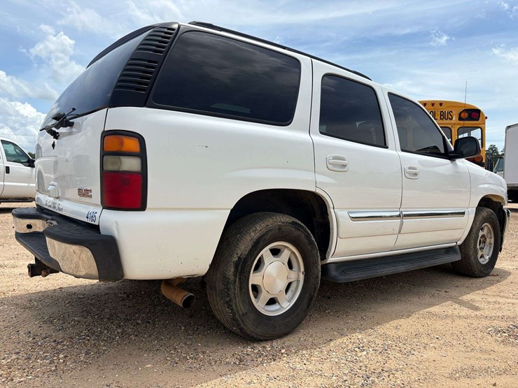 2006-gmc-yukon-image-3