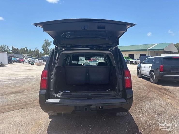 2019-chevrolet-tahoe-image-20