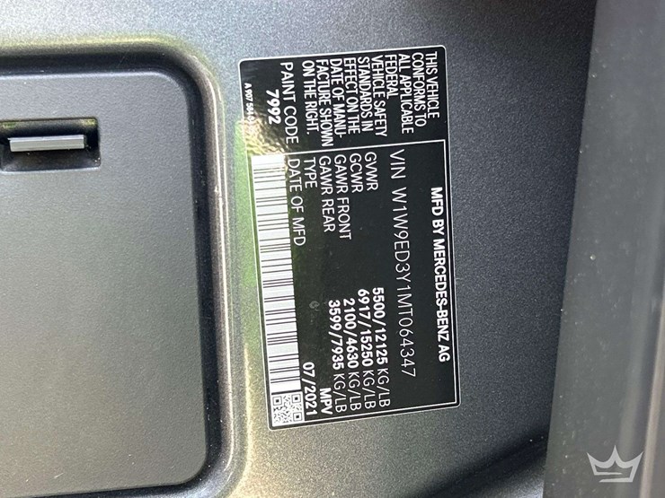 20211-mecedes-benz-sprinter-4500-modified-food-catering-van-image-5