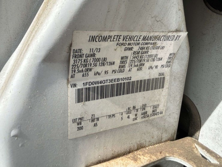 2014-ford-f450-image-32