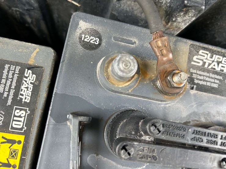 2012-club-car-d1238-president-48-volt-golf-cart-image-11