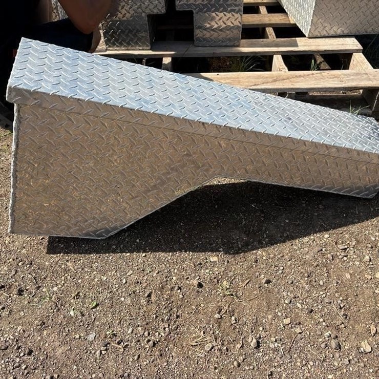 Side Truck Toolbox