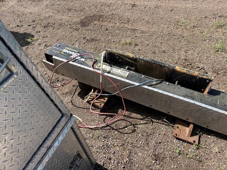 west-crane-bumper-image-3