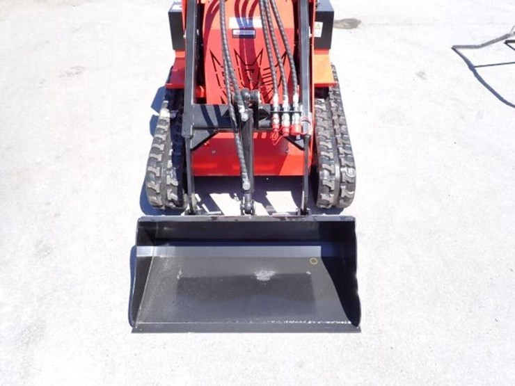 unused-2026-sdlanch-ssl580-skid-steer-image-22
