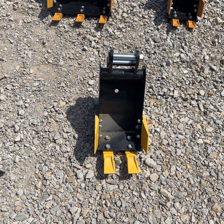 7” Mini Excavator Bucket