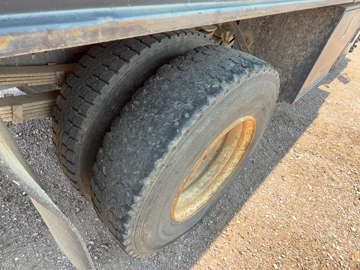 1997-mack-ms200p-dump-truck-image-31