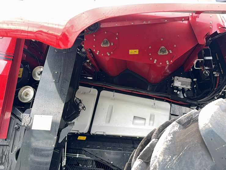 2022-case-ih-8250-image-41