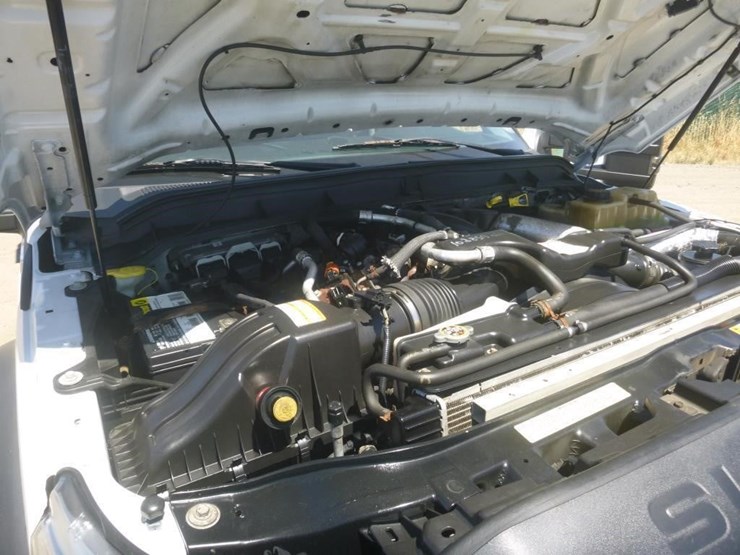 2013-ford-f450-image-19