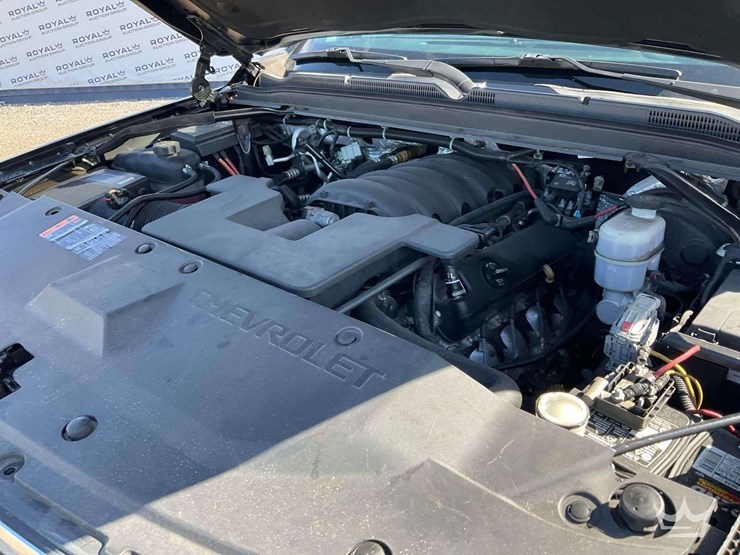 2018-chevrolet-tahoe-image-9