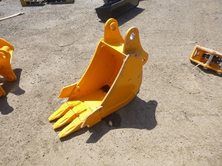 caterpillar-305-image-1