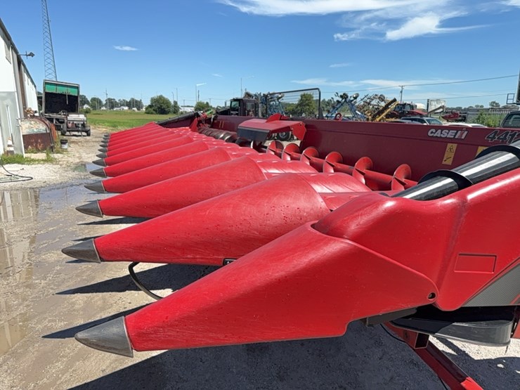 2020-case-ih-4412-image-3