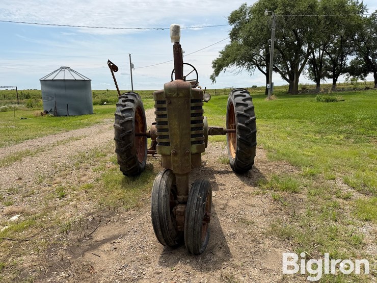 1951-john-deere-b-image-2
