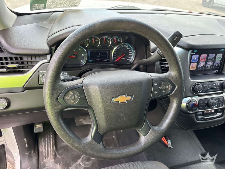 2019-chevrolet-tahoe-image-16