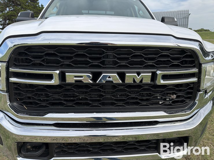 2019-ram-3500-hd-image-11