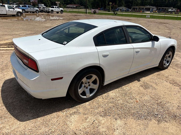 2012-dodge-charger-rwd-4-door-police-sedan-(158,175-miles)-image-3