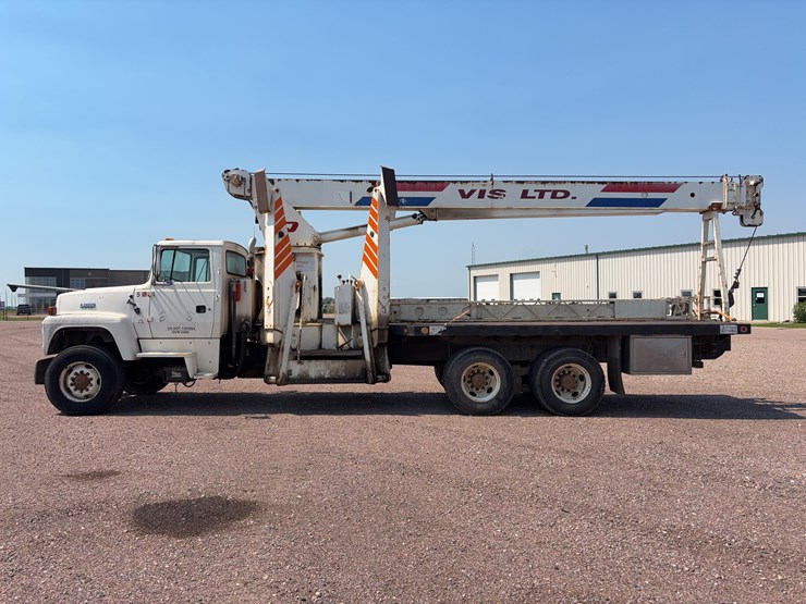 1995-ford-l9000-image-8