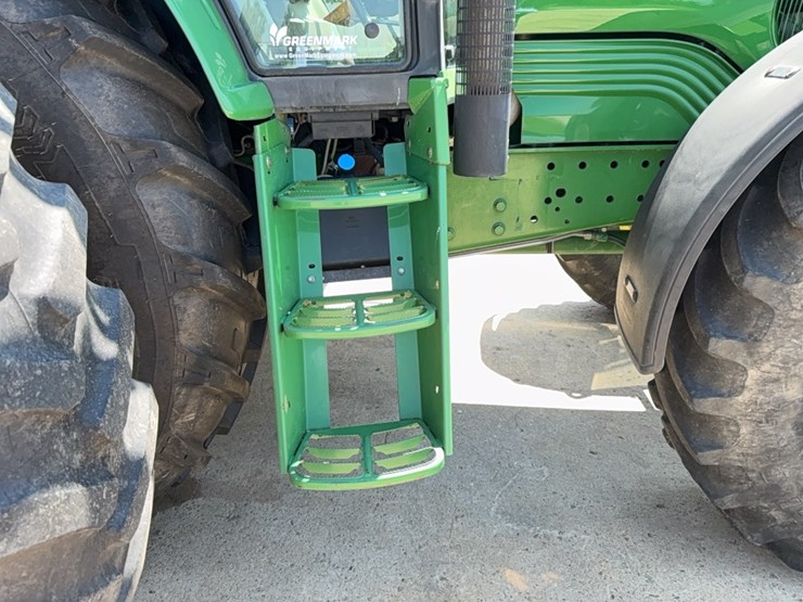 john-deere-7520-image-29