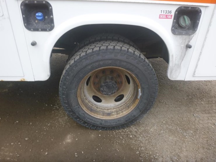 2012-ford-f450-image-25