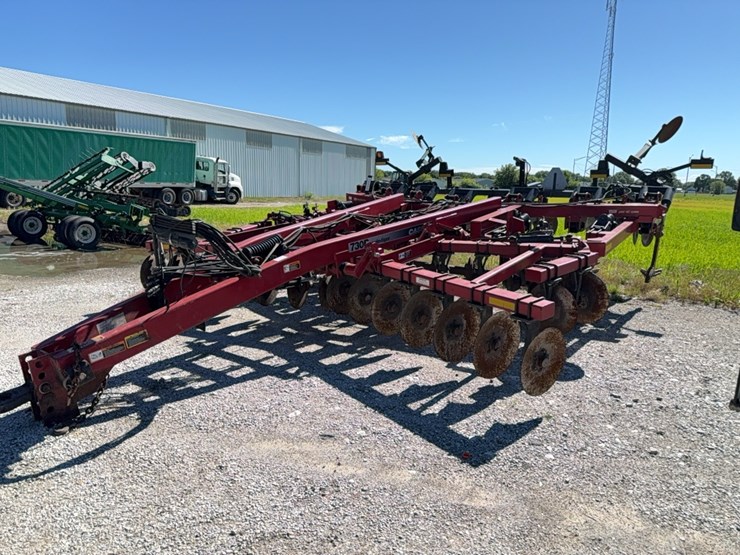 case-ih-ecolo-tiger-730b-image-1