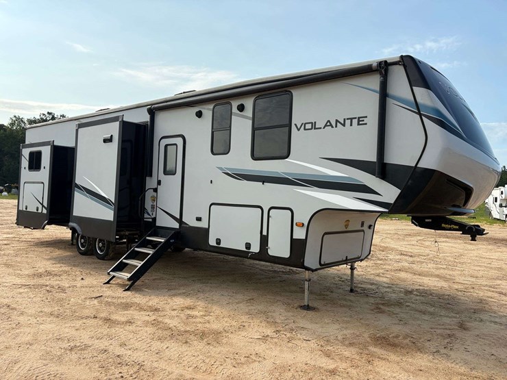 2021-keystone-volante-40'-5th-wheel-travel-trailer-image-4