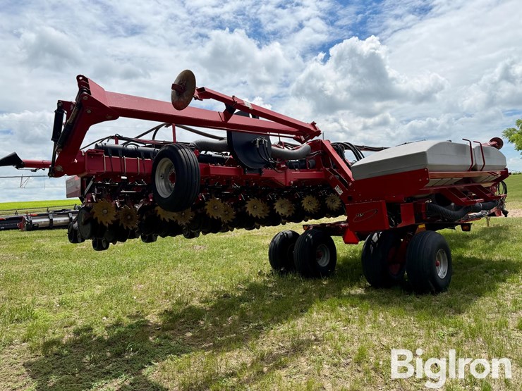 2011-case-ih-1240-image-5