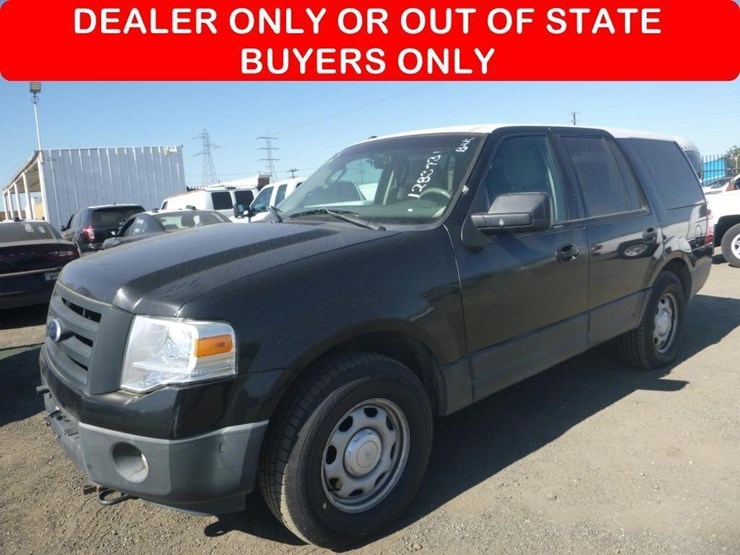 2011-ford-expedition-image-1