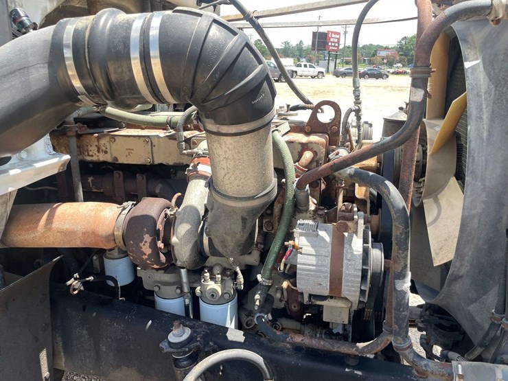 1988-freightliner-flc112-image-8