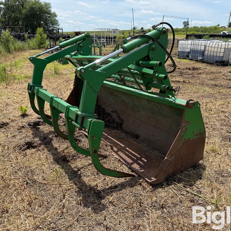 JOHN DEERE 8