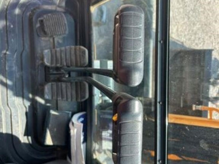 2021-hyundai-robex-35z-9a-image-13