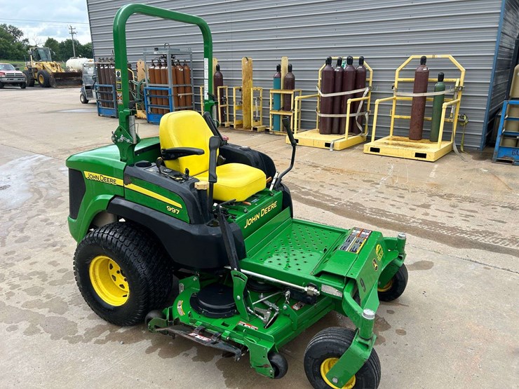 2014-john-deere-997-image-2