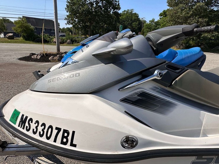 2007-sea-doo-gtx-4-tec-jet-ski,-2006-sea-doo-gtx-4-tec-jet-ski,-w/2017-triton-dual-ski-trailer-image-85