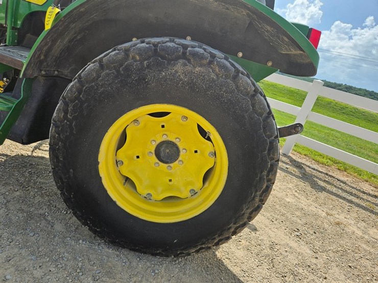 john-deere-5220-image-36