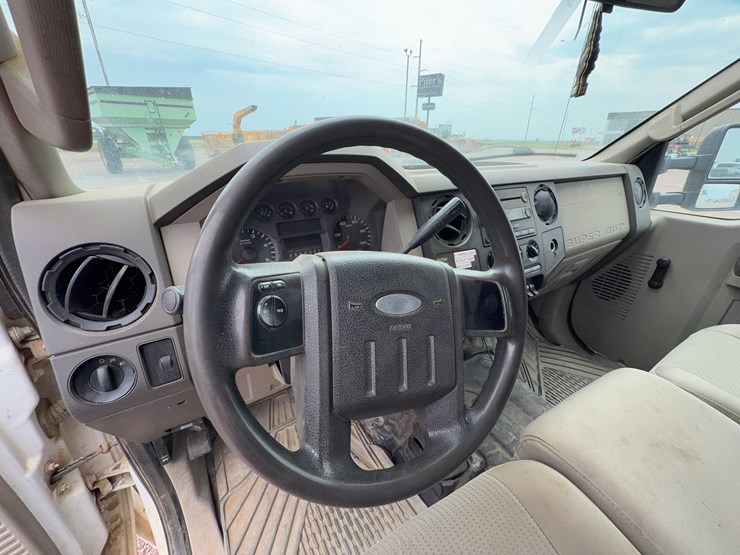 ford-service-truck-image-46