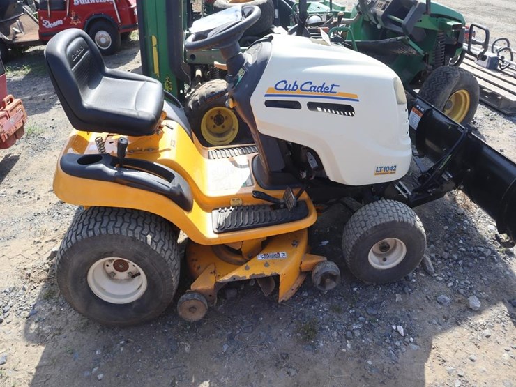cub-cadet-lt1042-image-8