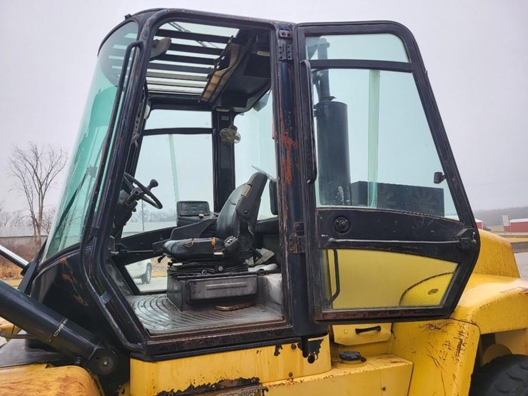 2012-yale-forklift-image-45