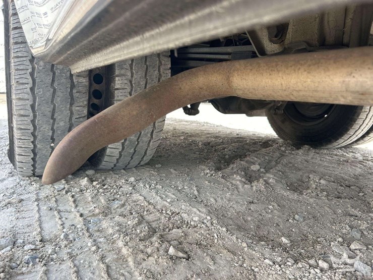 2021-mercedes-benz-sprinter-4500-image-26