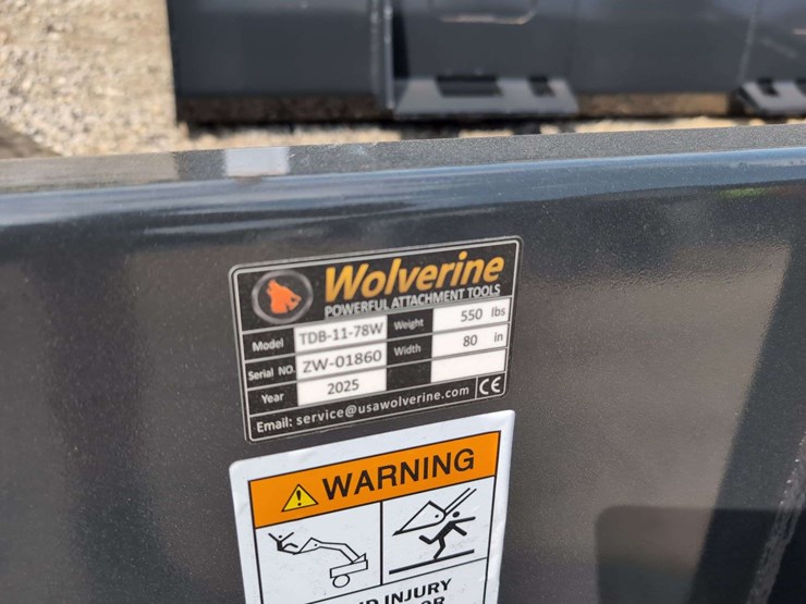 (1)-wolverine-skid-steer-78"-track-duty-bucket-tbd-11-78w-image-2