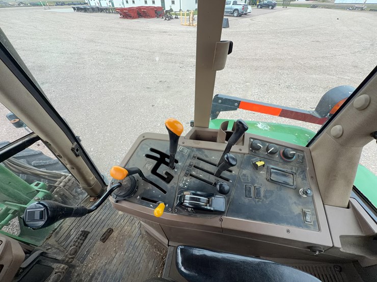 1999-john-deere-7810-image-28