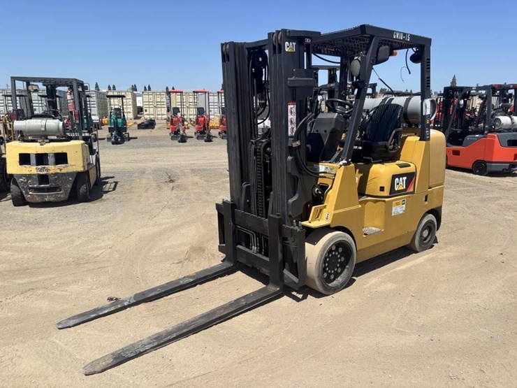 2018-caterpillar-gc35k-image-1