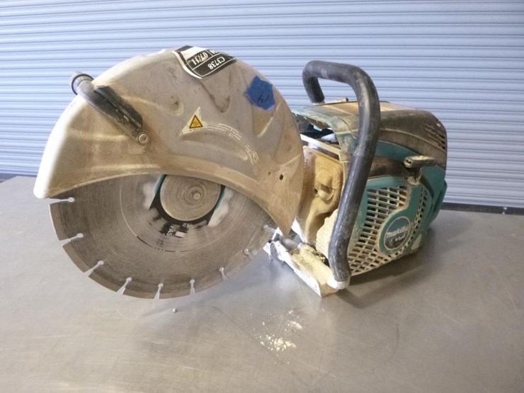 makita-gas-cut-off-saw-image-1