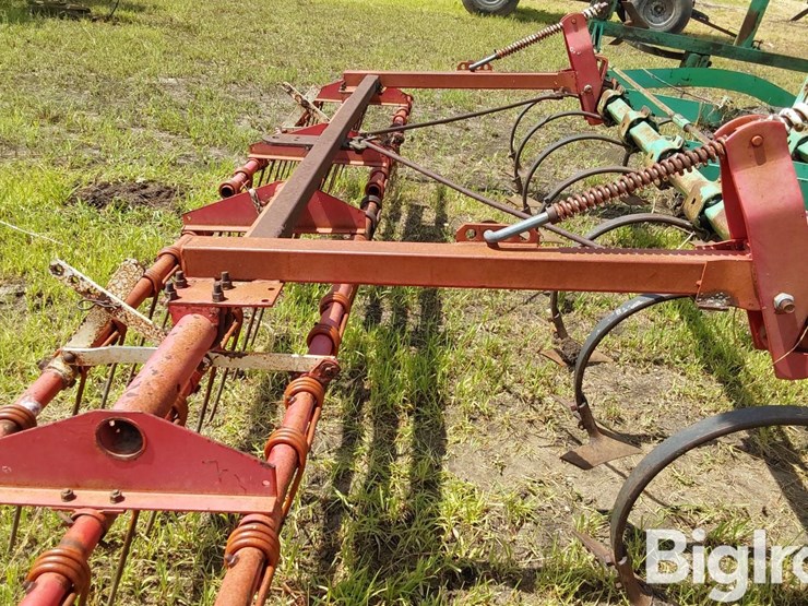 deutz-allis-27'-field-cultivator-image-17