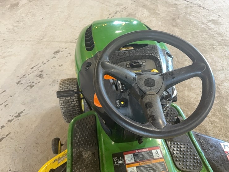 john-deere-l120-image-13