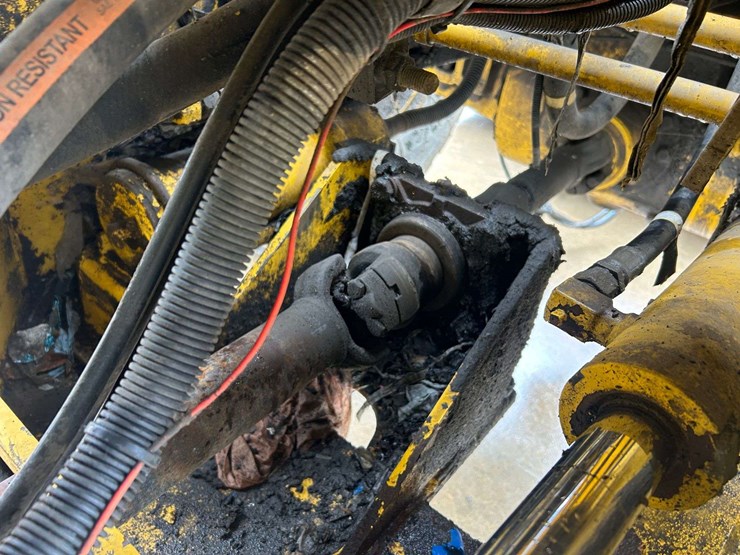 2003-komatsu-wa250-3mc-image-46